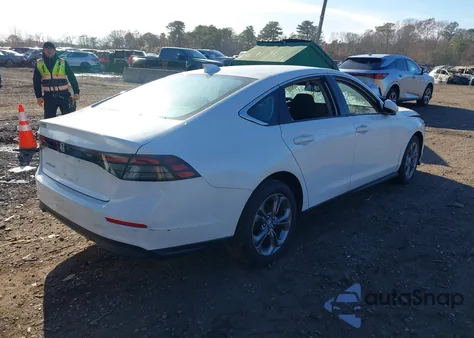 2024 Honda Accord Ex z USA, uszkodzony, nr VIN 1HGCY1F3XRA023503